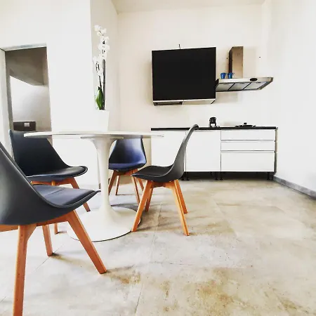 Palazzo Cacace شقة